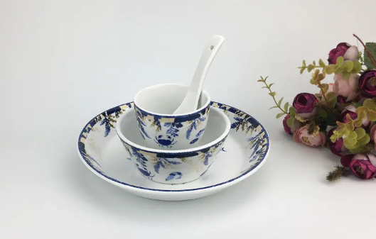 釉上彩餐具可以放水果吗 釉上彩餐具装水果安全吗 釉上彩餐具可以放水果吗 釉上彩餐具装水果安全吗