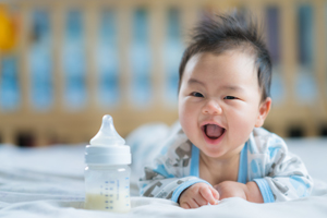 婴儿先喝水还是先喝奶
